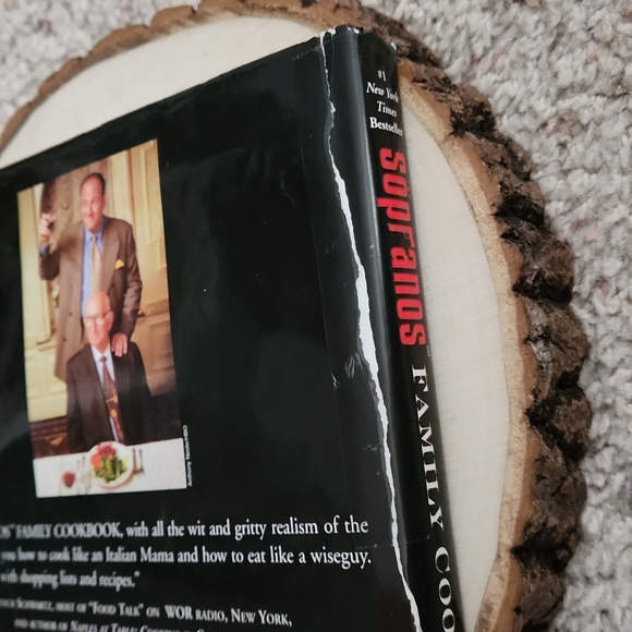 The Sopranos Family Cookbook as Compiled by Artie Bucco 2002 Allen Rucker - Picture 3 of 7